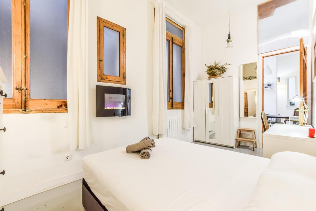 Piso De Ave Maria Lejlighed Madrid Eksteriør billede